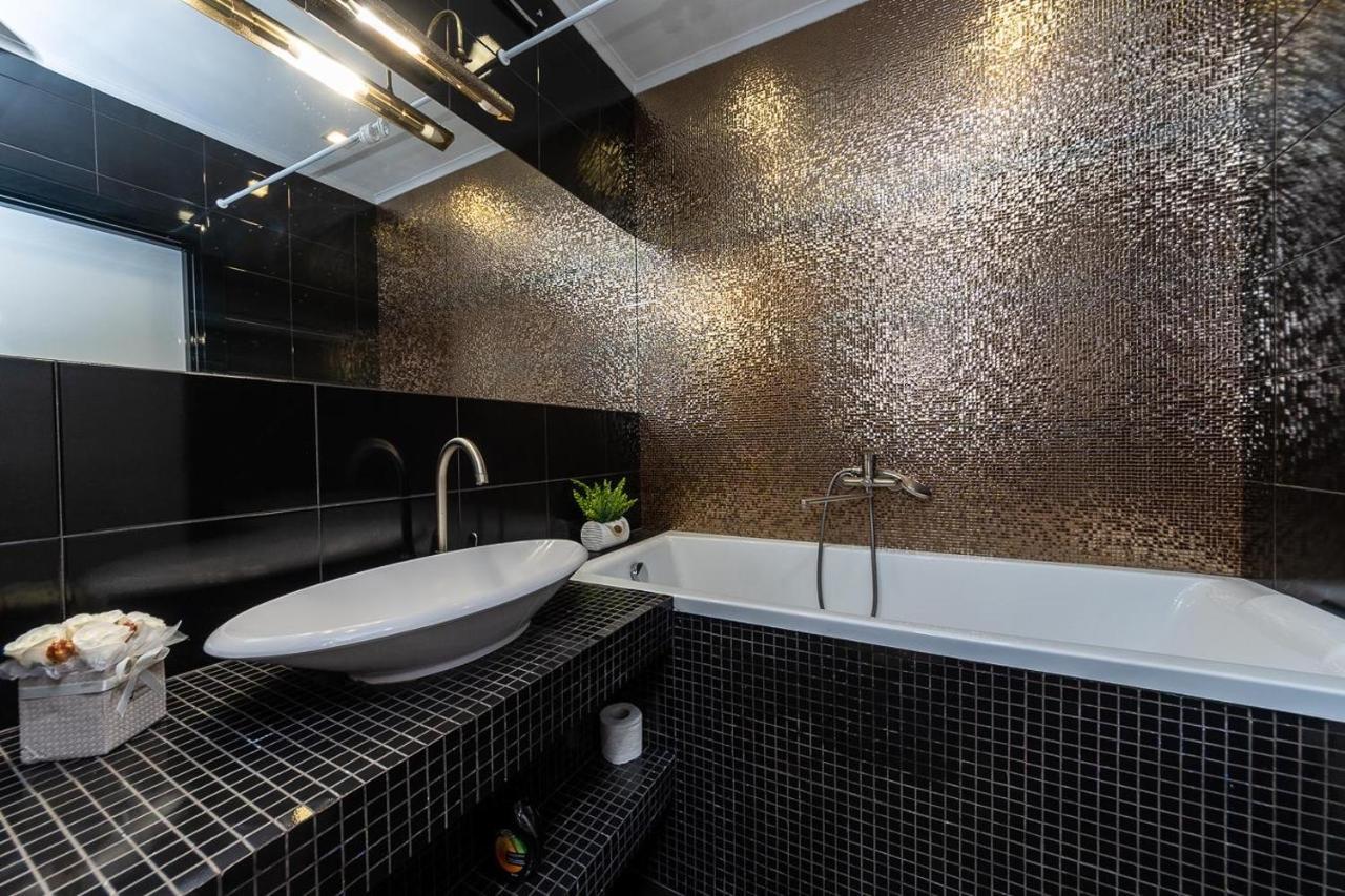 Fashionable Panoramic Apartments Dnieper. Obolon Kijów Zewnętrze zdjęcie