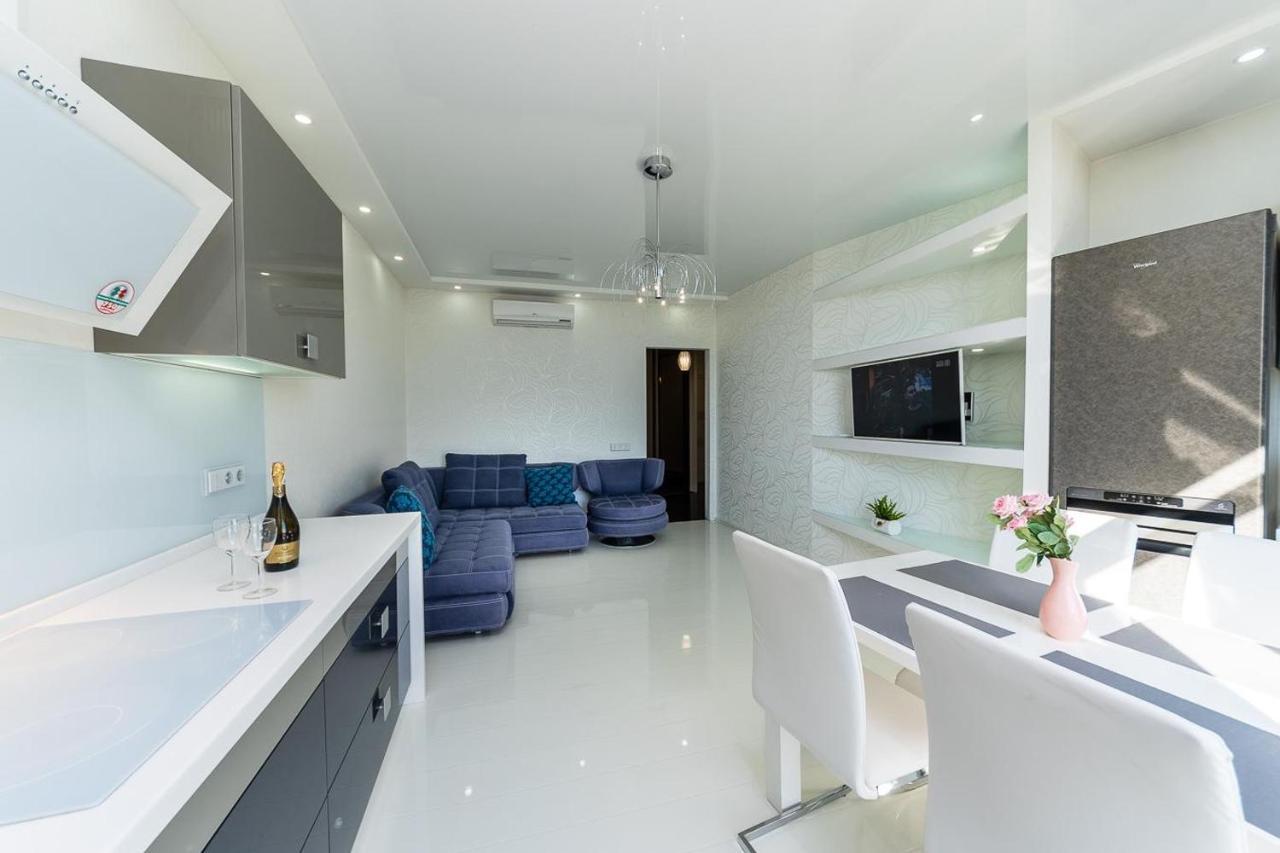 Fashionable Panoramic Apartments Dnieper. Obolon Kijów Zewnętrze zdjęcie