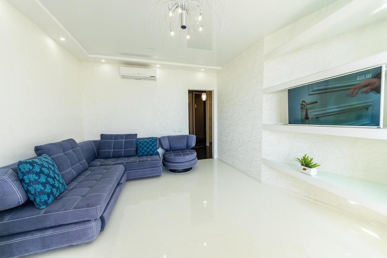 Fashionable Panoramic Apartments Dnieper. Obolon Kijów Zewnętrze zdjęcie